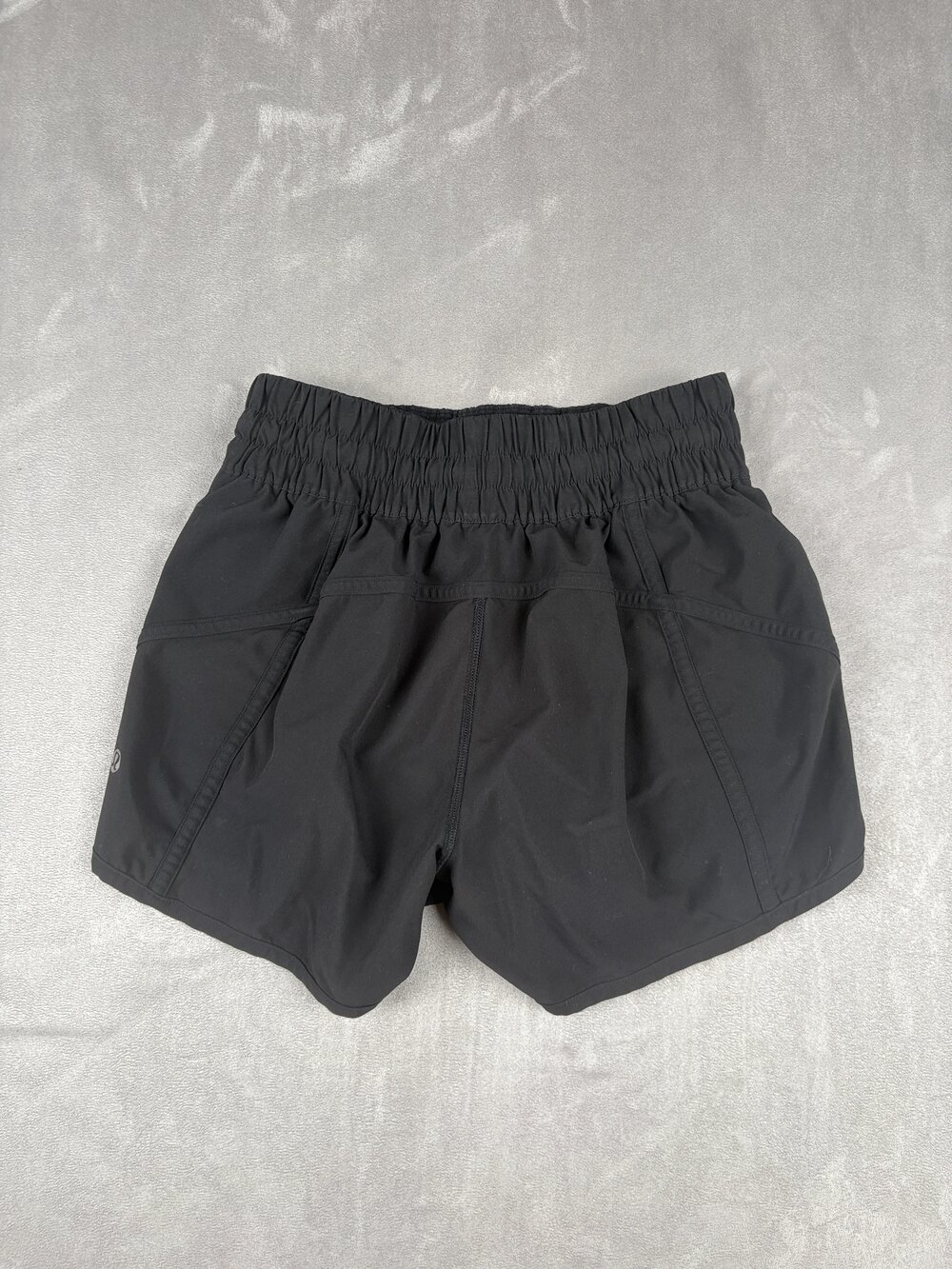Lululemon Women's Size 4 Black Layered Running Shorts - Picture 3 of 10